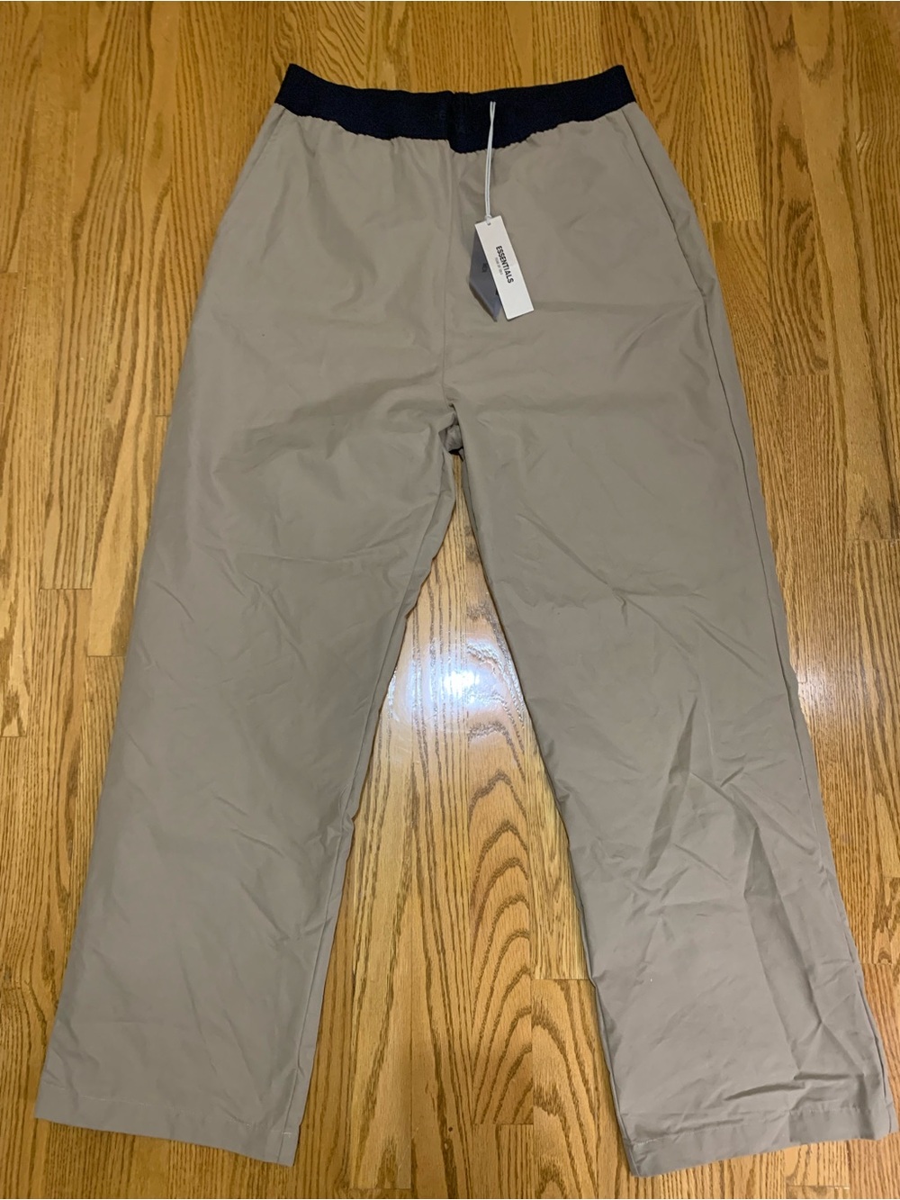 Men's essentials Casual Elastic-Waist Pants - Tan with Black Waistband